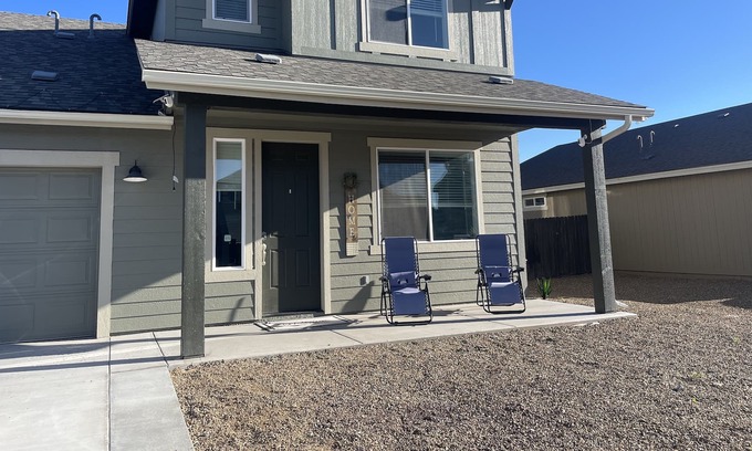 Bellemont House | New Bellemont Home that sleeps 10. Just 12 Miles to Downtown Flagstaff.