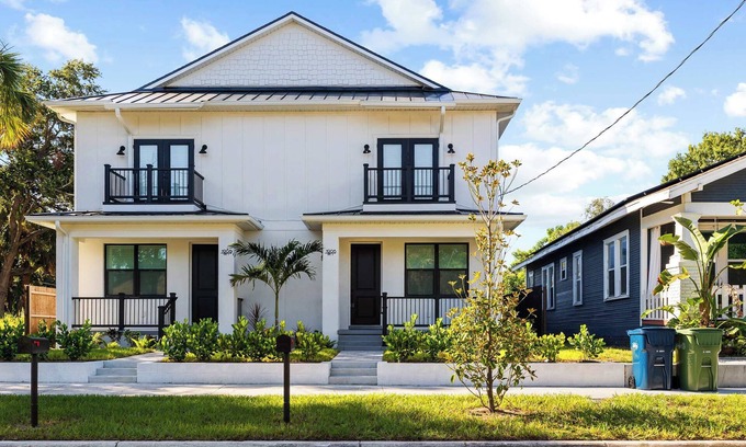 Tampa House | New build in Old West #2, 3 Bed 2 Bath Family Rental