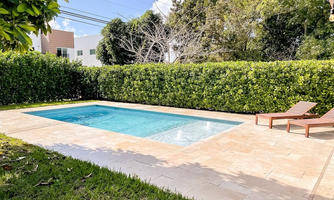 Coral Way House | NEW*CasaSonrisa*HeatedPool*Terrace*5Bed*Shenandoah