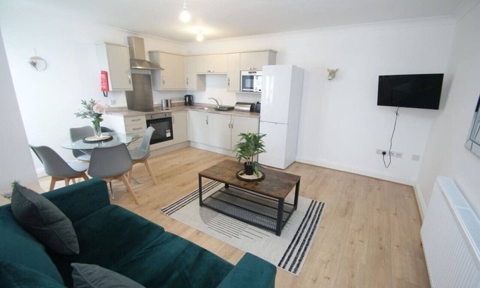 Cliftonville Apartment | NEW Cliftonville Apartment