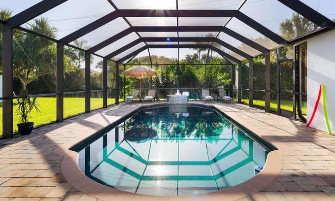 Palm River Estates House | NEW - Close to MERCATO & BEACH Designer Pool Home on Estate Lot! 3+bedrooms!