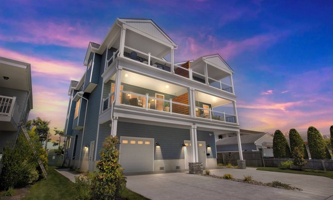 Southend House | New Construction 3 Story Stunner - One block to beach, parks and shops