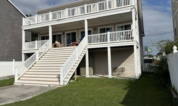 Willoughby Spit House | NEW! Harbor Cove (4-Bedroom Home) - Pets Allowed
