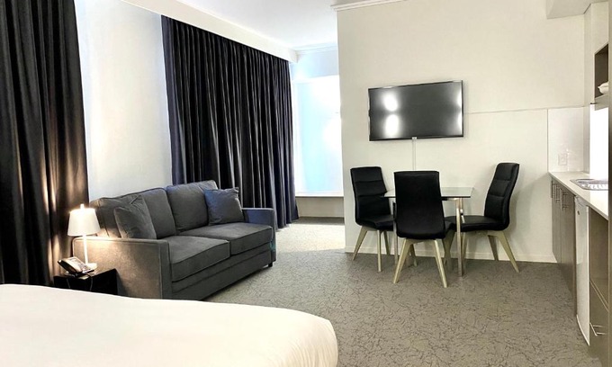Fremantle Hotel | New Haus by Hougoumont Hotel, former Bannister 22