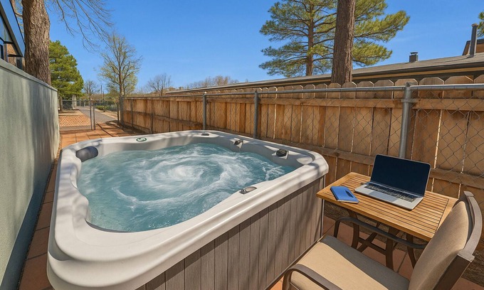 Flagstaff House | NEW! Hot Tub I Game Room I Arcade w/10k+ Games I Walkable to Great Hikes I NAU