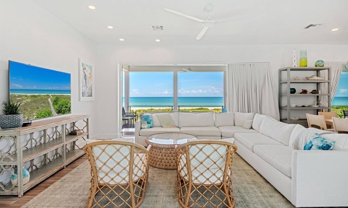 Captiva House | New Latitude Beachfront Captiva Luxury Estate