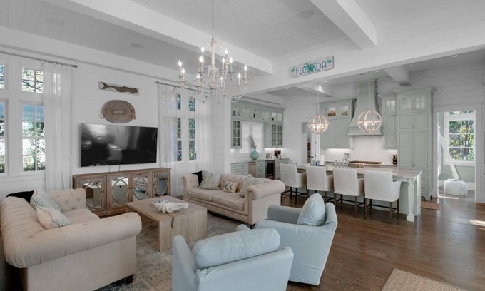 Hammocks of Seagrove House | New List - Saltlight Hideaway 4BR/3.5BA Gated Community Walk to Beach