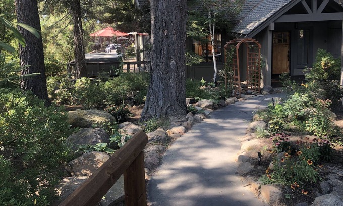Lake Forest House | New Listing: Dollar Point (Tahoe City)- Remodeled, Hot Tub, Steam Shower