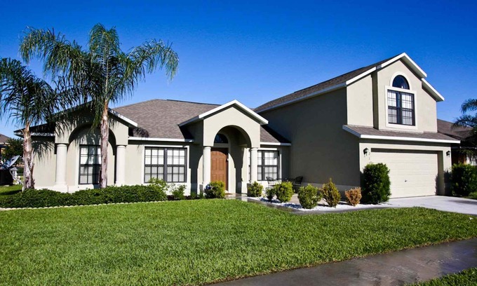 Legacy Park House | New Listing! Highgate at Legacy Park Resort, 7mi to Disney & 10mi to Universal - IT666