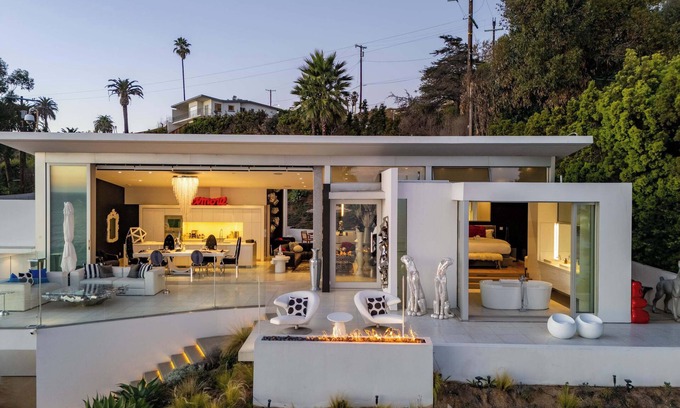 Pacific Palisades House | New Listing! OceanFront Oasis by Colby & Conrad!