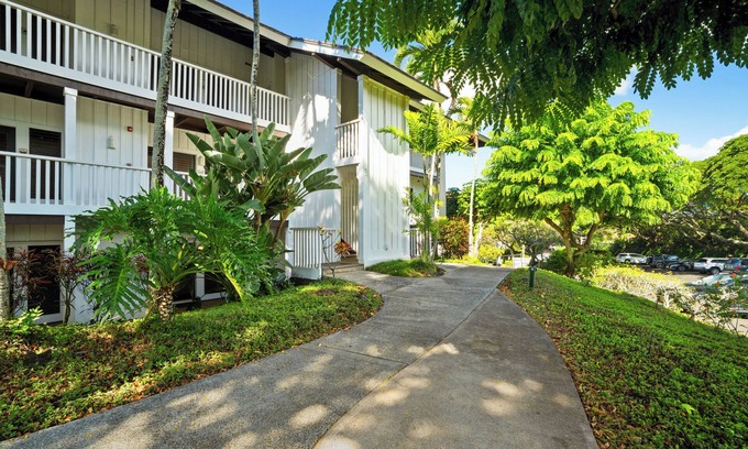 Poipu Condo | NEW LISTING! Treetop Poipu Condo Pool and Gym
