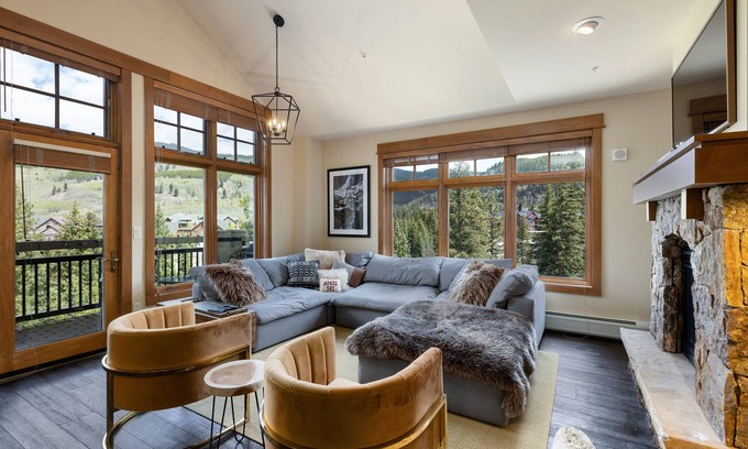 River Run Condo | NEW LONE EAGLE PENTHOUSE, TRUE SKI-IN/SKI-OUT ON KEYSTONE MOUNTAIN