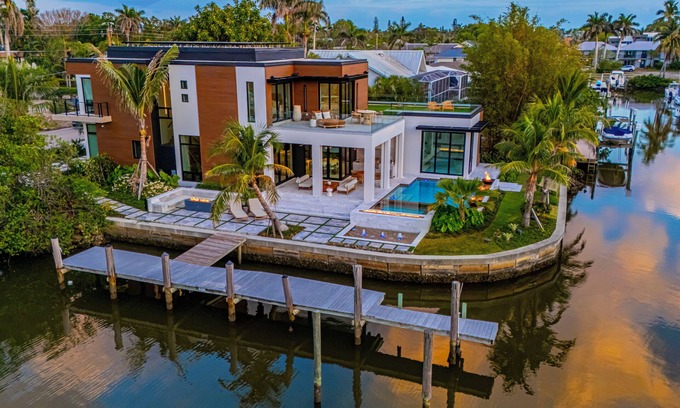 Royal Harbor House | NEW LUX WATERFRONT HOME- Walk to 5th Ave