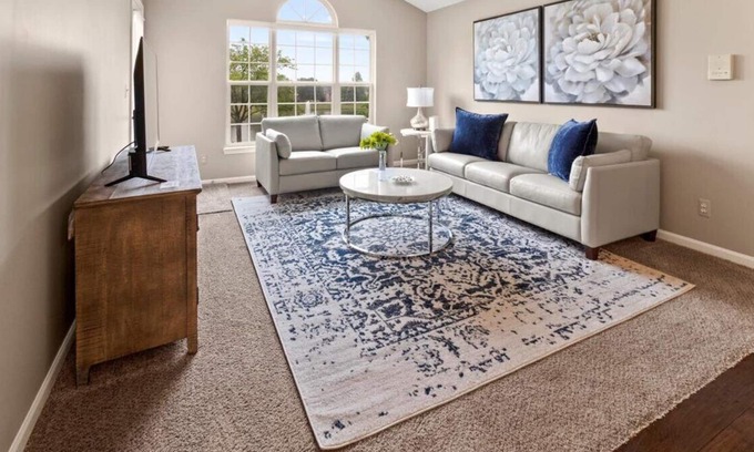 Shelby Township Condo | New luxury condo spectacular views