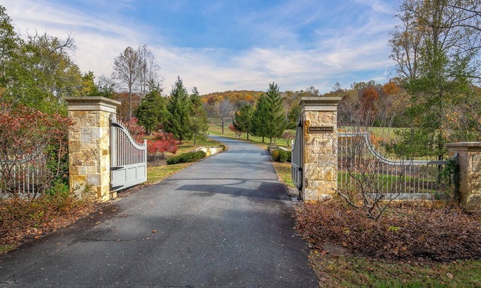 Cobham House | NEW Luxury Estate in the heart of Virginia’s Monticello Wine Trail