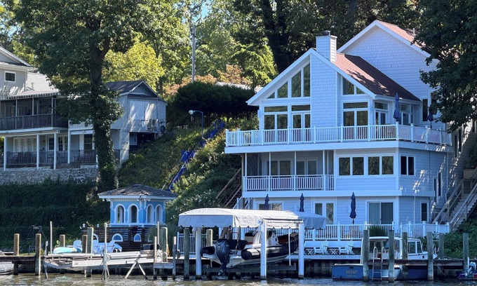 Saugatuck House | NEW! Luxury Retreat w/Best Views & Water Access