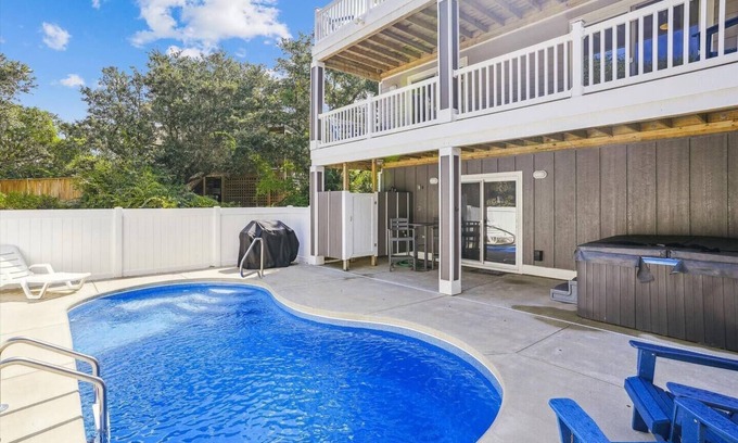 Monteray Shores House | New,Luxury,Soundside,PrivatePool,HotTub,GameRoom