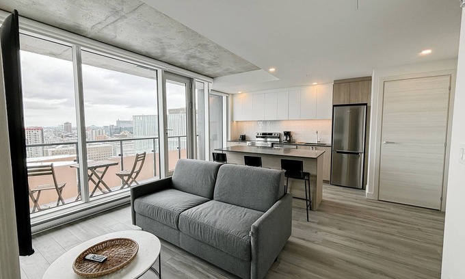 Milton Park Apartment | New Luxury Unit in Heart of MTL 909 | Metro access