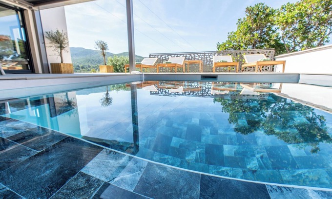Molini Villa | New! Luxury villa 3 minutes from the most beautiful beaches on the South Shore