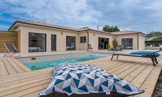 Vendays-Montalivet Villa | New modern and comfortable villa: Montalivet plage