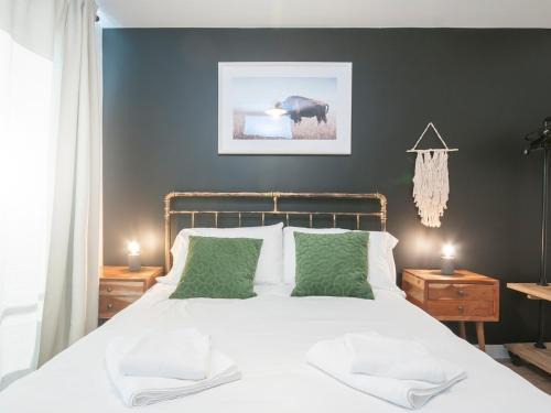 Cardiff City Centre Apartment | New modern Apt in the City & close to Stadiums