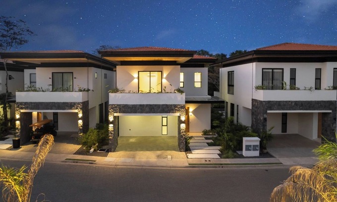 Tamarindo House | New Modern Architecture Condo Home at Beach Side Private Ranch with private pool