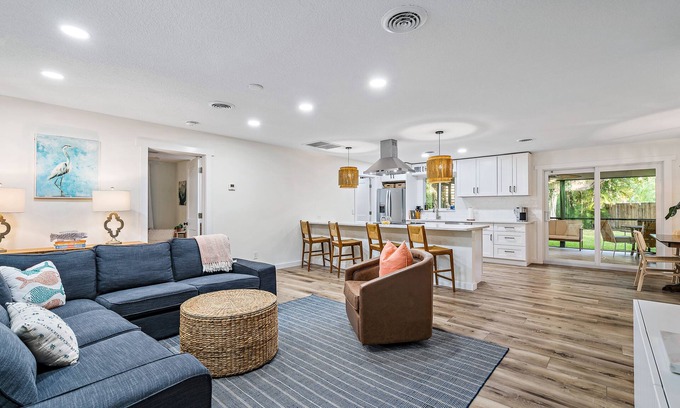 Riverside House | New Modern Coastal Home in Heart of Tequesta, FL