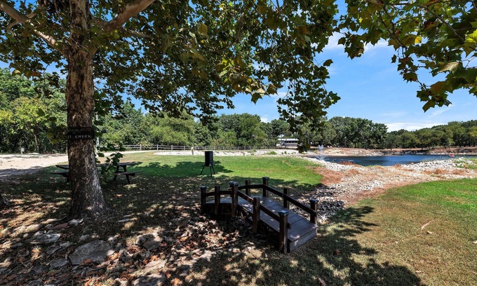 Kingston House | NEW! Nautical Nest (Suite 2) - Lodges at Fossil Creek