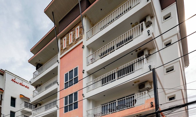 Pratumnak Hill Apartment | New Nordic Suites 2 by Apartwell