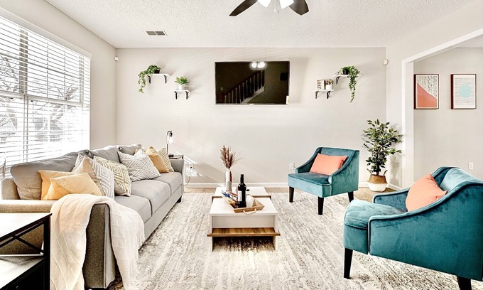 Huntcliff House | NEW Peaceful Retreat near Ft Jackson & Downtown!