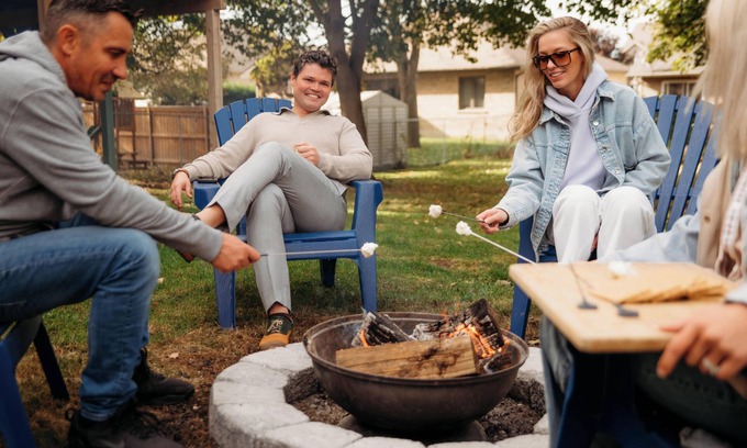 Belleville House | New Private Home 3 BDR Home I Backyard I BBQ I Firepit