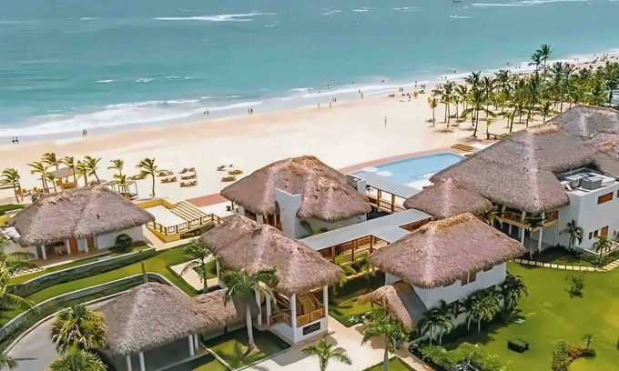 Bavaro Apartment | NEW Punta Cana, Hard Rock area Swim up, Bbq, golf & beach