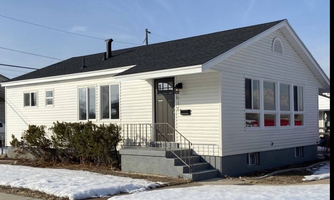 South Ogden Apartment | NEW remodeled BEAUTIFUL HOME. Optional top only or bottom or full house -