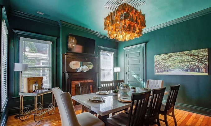 Bonnycastle House | New Renovated 4BR Home, Fenced Yard w Playground