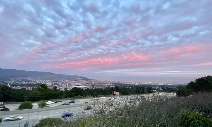 Serramonte House | New renovation 7bd/3ba whole house -Deck Views!