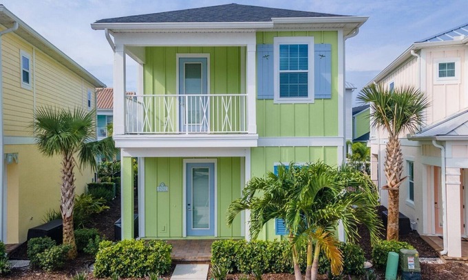 West Kissimmee Cottage | NEW Resort 2 Bed Pool Cottage - King Bed on First Floor