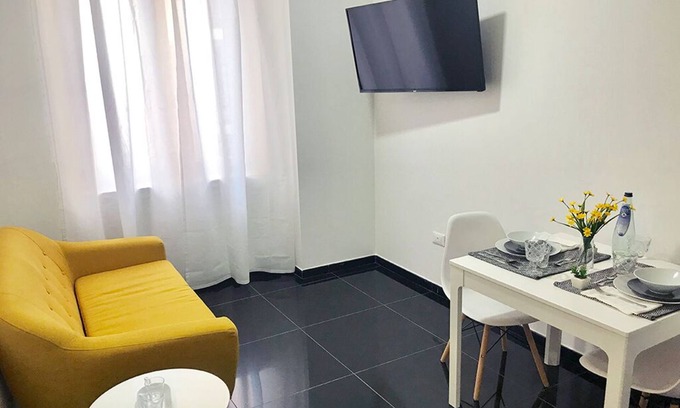 San Lorenzo House | NEW SERVICED CENTRAL APARTMENT FOR STUDENT AND BUSINESS