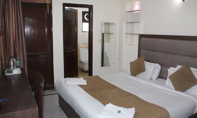 Chittaranjan Hotel | New South Paradise