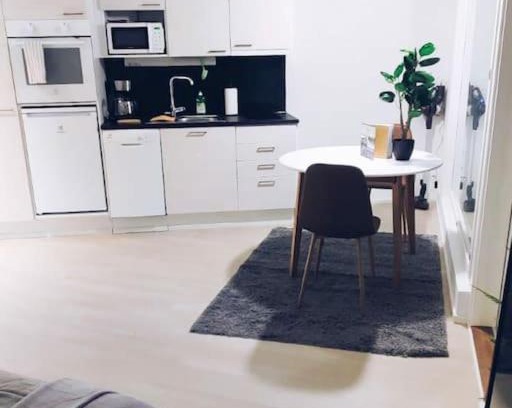 Vantaa Apartment | New Studio Mint near Airport