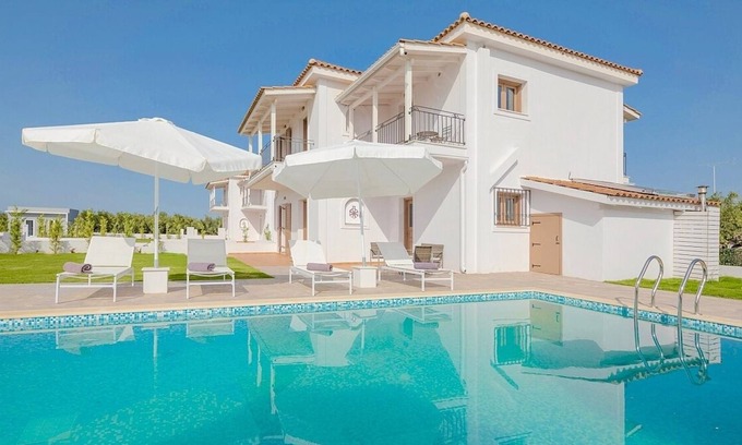 Kalpaki Villa | New Stylish Villa in a Quiet Location - Extensive Gardens, Private Pool and close to Sandy Beaches!