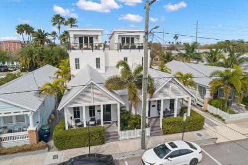 Historic Ybor House | NEW! The Humidor - 2 Epic, Luxury Ybor Townhomes, Steps to 7th Ave