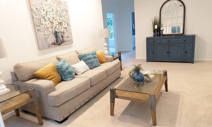 Clemson House | NEW-The Inn @ Issaqueena-location matters!