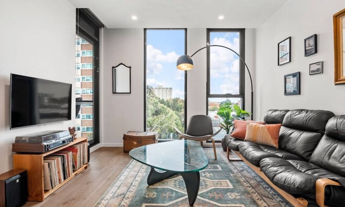 Collingwood Apartment | NEW - The Photographers' Gallery