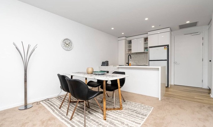 City East Apartment | New to VRBO: Lovely 2BR Apartment w/free parking on premises