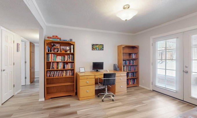 Northeast Heights House | NEW Updated, Private 3/2 Home(King)Near Balloon Fiesta Park, Quiet Neighborhood!