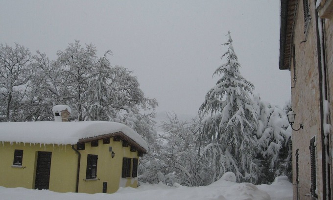 Cagli House | New Year's Eve in the Marche Holiday Home 25-30 pers. in Acqualagna