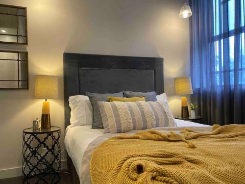 Geelong Apartment | New York on Moorabool - Free Wi-Fi