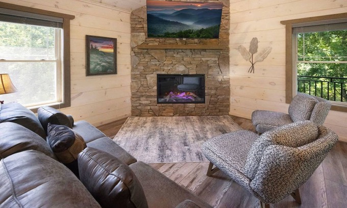 Sevierville Cabin | Newly Built 2/3 Cabin with hot tub!