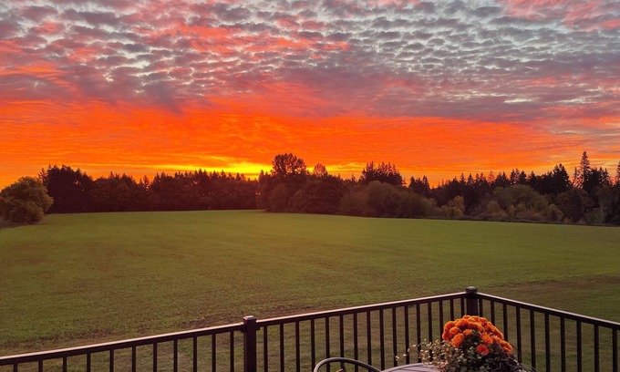 McMinnville Other | Newly built 2-bedroom farmhouse in charming McMinnville, Oregon