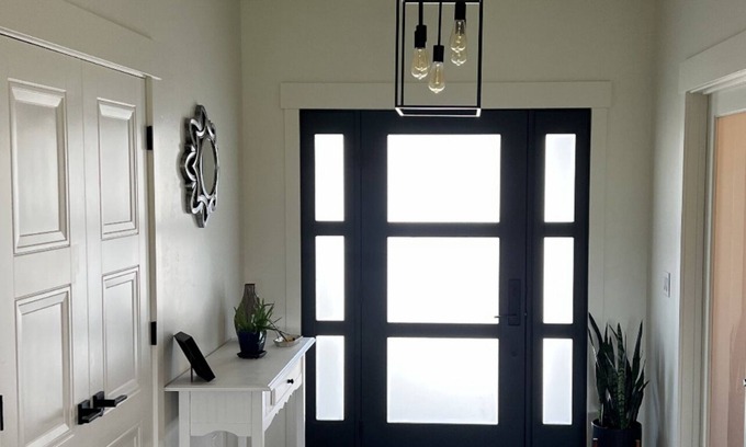 Preston House | Newly built in 2022. Cheerful, 3-Bedroom Home